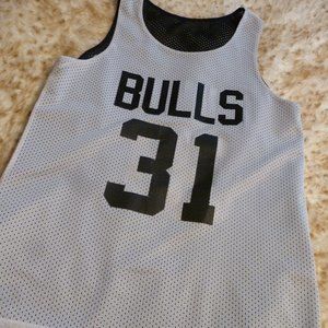 BULLS 31 Youth Mesh Reversible Sleeveless Tee